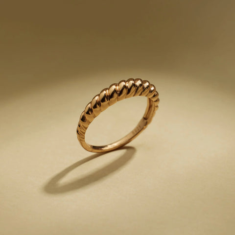 Gloss Croissant Ring | Final Sale