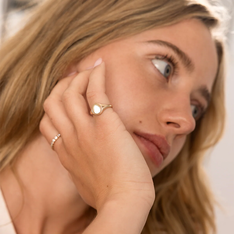 Engravable Oval Signet Ring