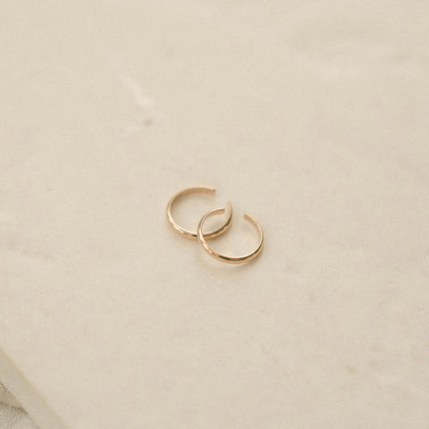 Luster Rounded Ear Cuff - Single | Final Sale