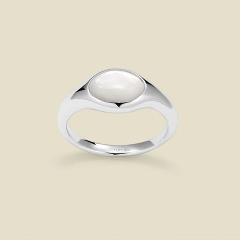 Mother of Pearl Signet Ring